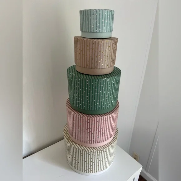 NWT 5- nesting stackable hat boxes decorative storage closet Christmas Decor - Picture 5 of 7